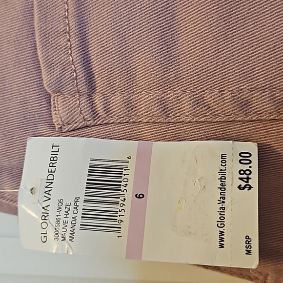 *NWT* Gloria Vanderbilt Amanda Heritage Fit Capri Pant - Picture 7 of 9